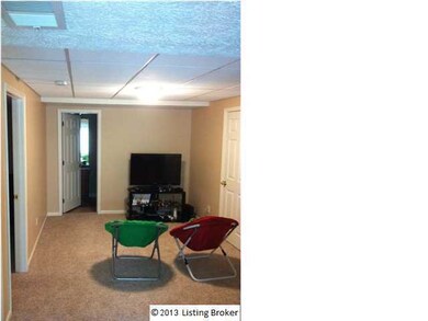 454 Persimmon Dr, Mount Washington, KY 40047 - photo 4