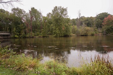 13858 11 mile road-103