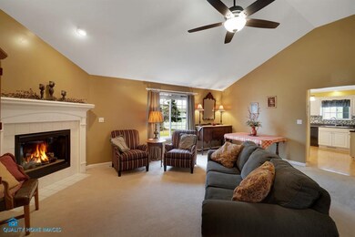 617 Rose Bush Ln, Dyer, IN 46311 - photo 3
