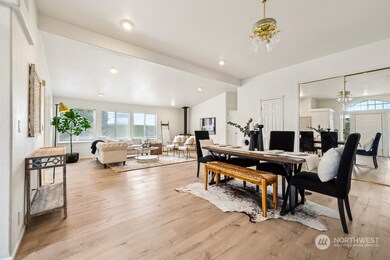 27221 219th Place SE unit 60, Maple Valley, WA 98038 - photo 4