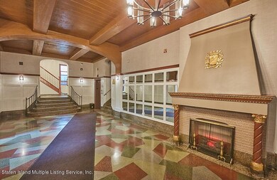 215 Hart Blvd unit 2B, Staten Island, NY 10301 - photo 4