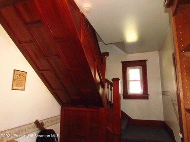 229 Valley Dr, Falls, PA 18615 - photo 6