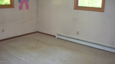 117 Pleasant Ln, Milford, PA 18337 - photo 5