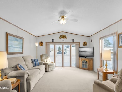 314 Sussex St, Bismarck, ND 58504 - photo 5