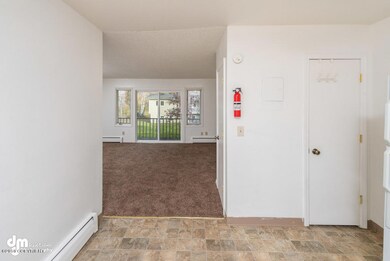 Kitchen_5870-SMALL