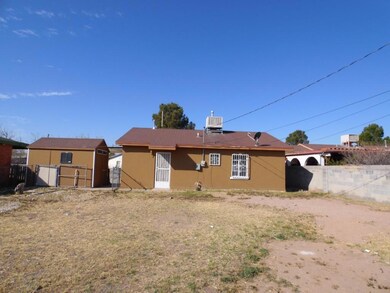 8425 White Rd, El Paso, TX 79907 - photo 5