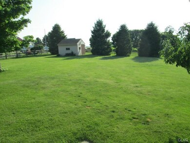 839 Zion Church Rd, Hamburg, PA 19526 - photo 5