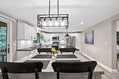 1933 Davis Ct, Shakopee, MN 55379 - photo 4