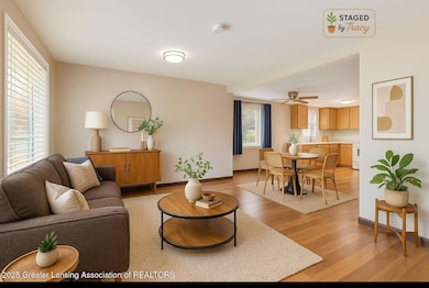 606 E Railroad St, Saint Johns, MI 48879 - photo 3