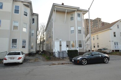 9 Townsend St, Worcester, MA 01609 - photo 4