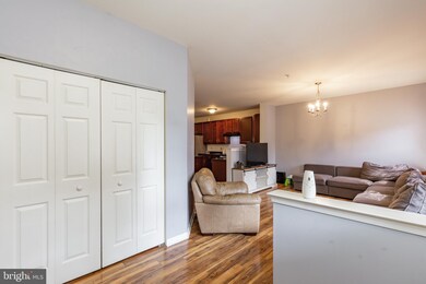 2124 Danville Dr, Pennsburg, PA 18073 - photo 4