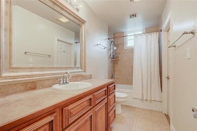 2415 Magazine St unit C, New Orleans, LA 70130 - photo 6