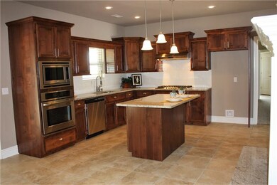 13480 Meadow Ridge, Fayetteville, AR 72704 - photo 7