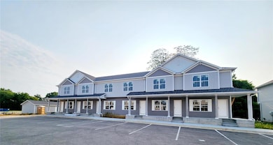 205 Pacific Dr unit E, O'Fallon, IL 62269 - photo 3