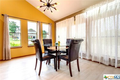 1269 Hillcrest Dr, New Braunfels, TX 78130 - photo 6