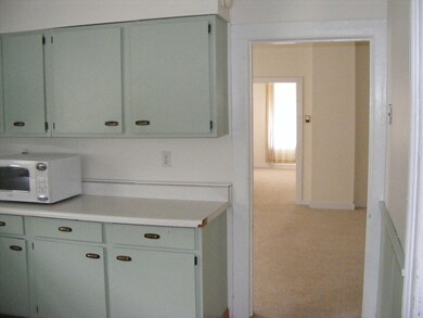 Kitchen to living room