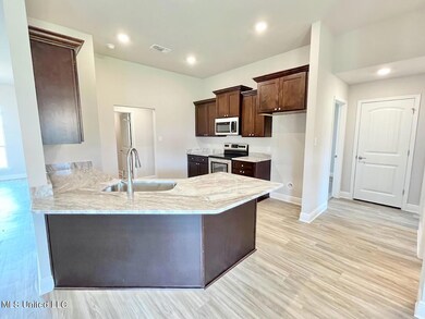 104 Kitchen 7