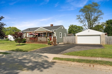 876 Lenore Ave, Columbus, OH 43224 - photo 2