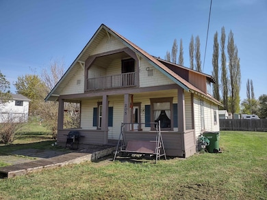 205 E 2nd St, Spangle, WA 99031 - photo 2