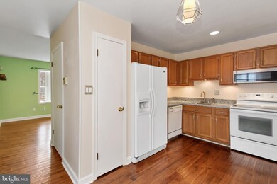 938 Kinhart Ct, Severna Park, MD 21146 - photo 7