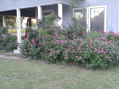 1318 Hanover St, Weatherford, TX 76086 - photo 2