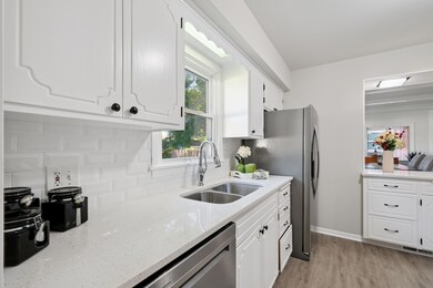 6322 50th Ave N, Minneapolis, MN 55428 - photo 4