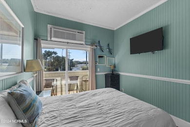 235 Palm Suites
