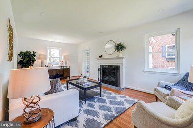 5621 Greenleaf Rd, Cheverly, MD 20785 - photo 3