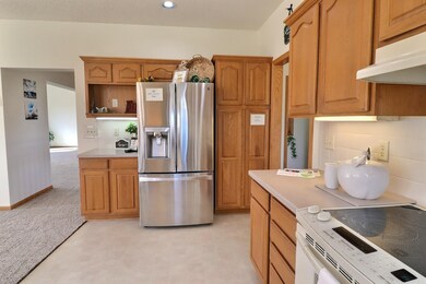 All appliances stay!