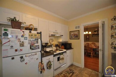 201 SW Country Club Dr, Topeka, KS 66611 - photo 6