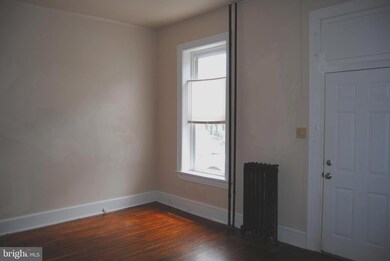 107 S Mulberry St, Hagerstown, MD 21740 - photo 4