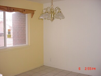 1208 Mckinley Ave unit 1, Alamogordo, NM 88310 - photo 3