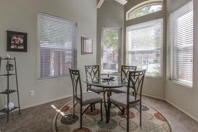 005_Formal Dining