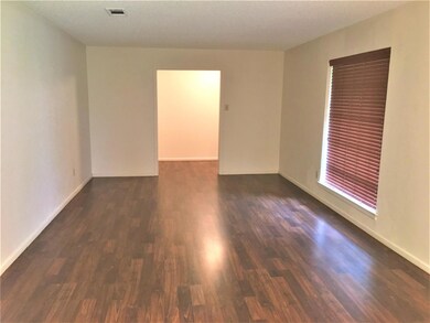 328 Cooper Dr, Hurst, TX 76053 - photo 3