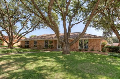 4432 Cartagena Dr, Fort Worth, TX 76133 - photo 2