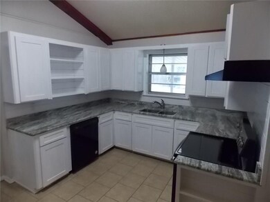 412 Holiday Cir, Pineville, LA 71360 - photo 7