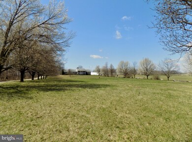 67 Fishpaw Rd, Berryville, VA 22611 - photo 2