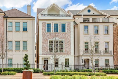 313 Royale Heights Ln, Houston, TX 77024 - photo 2