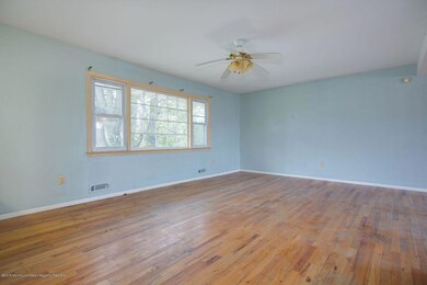 22 living rm