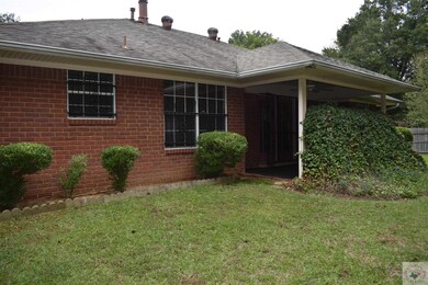 3 Jeffrey Cir, Wake Village, TX 75501 - photo 4