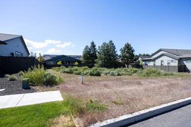 1-web-or-mls-60885 SW Deer Creek Place-1