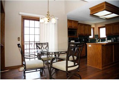 EATING AREA