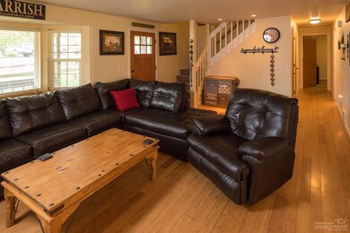 3466 SW 34th St, Redmond, OR 97756 - photo 4