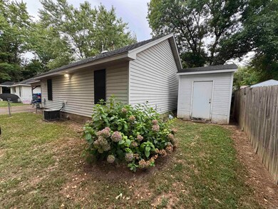 902 Hester St, Jonesboro, AR 72401 - photo 4