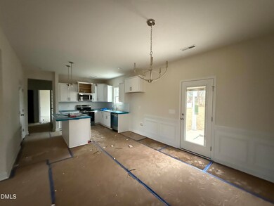 187 Tuskeegee Dr, Smithfield, NC 27577 - photo 3