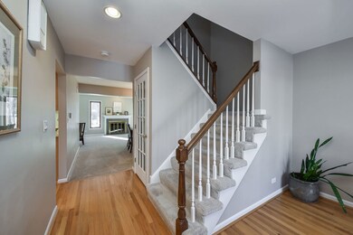2122 Timber Ln unit 3131, Wheaton, IL 60189 - photo 3