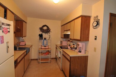 264 W Milton Rd, Ballston Spa, NY 12020 - photo 5