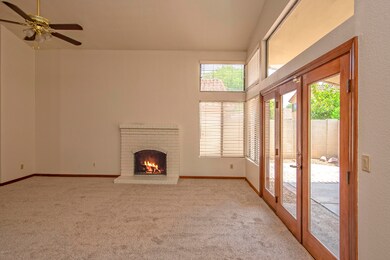 003_Living Area