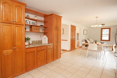 52 Wexford Dr, Mansfield, MA 02048 - photo 5