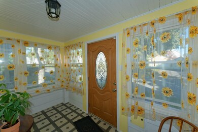 103 3rd St, Schenectady, NY 12302 - photo 6